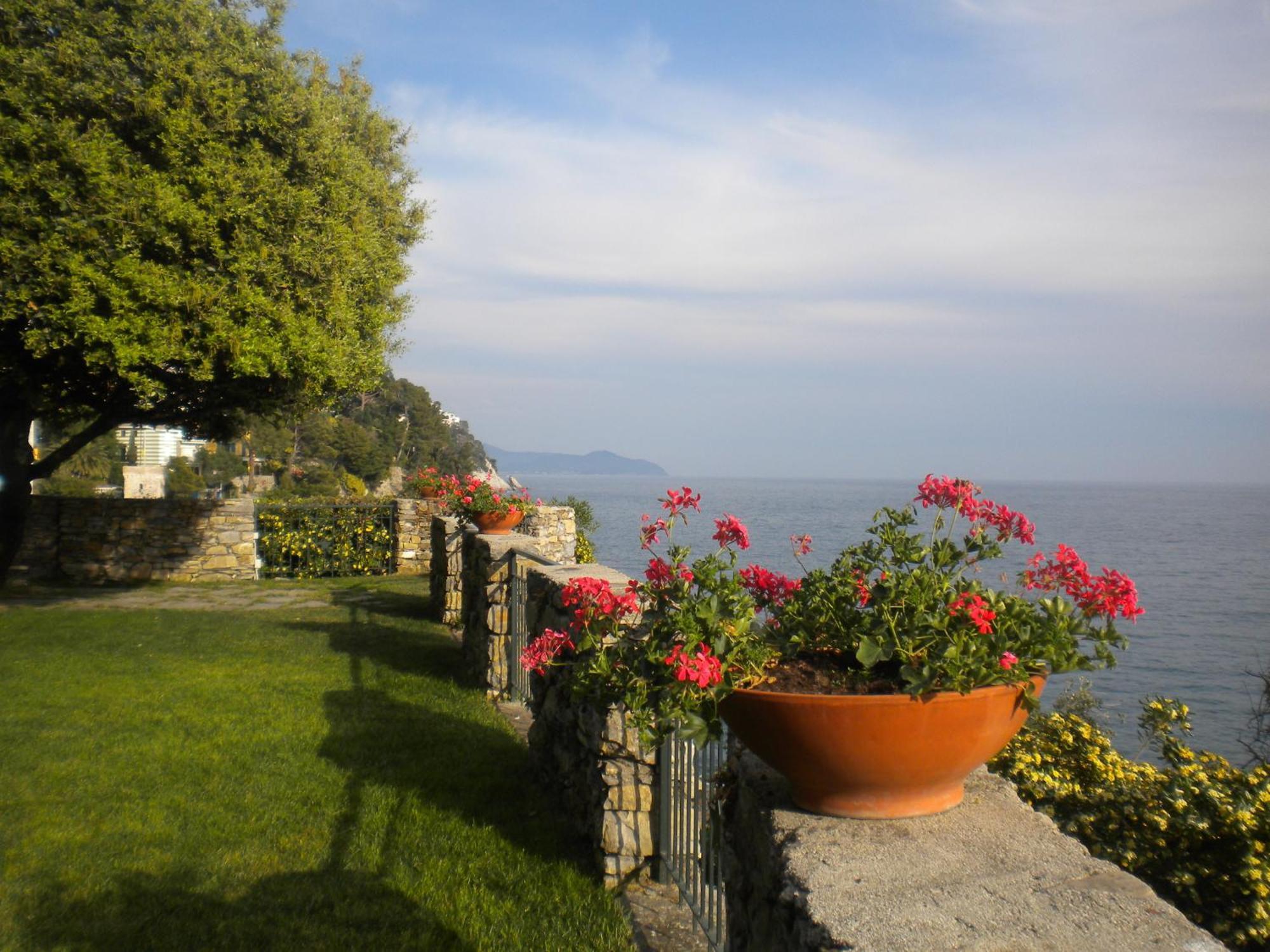 Castello Canevaro Zoagli Exterior photo